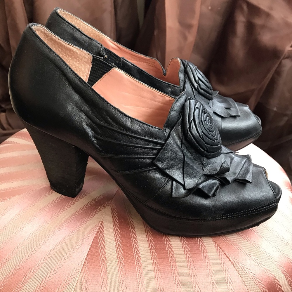 Miss Albright Leather Rose Peep-toe Heels